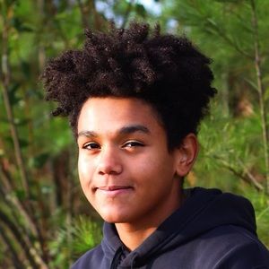 Meet your Posher, Ethan